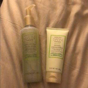 Mary Kay satin hands set